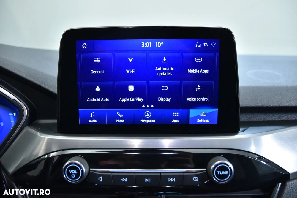 Ford Kuga - 21