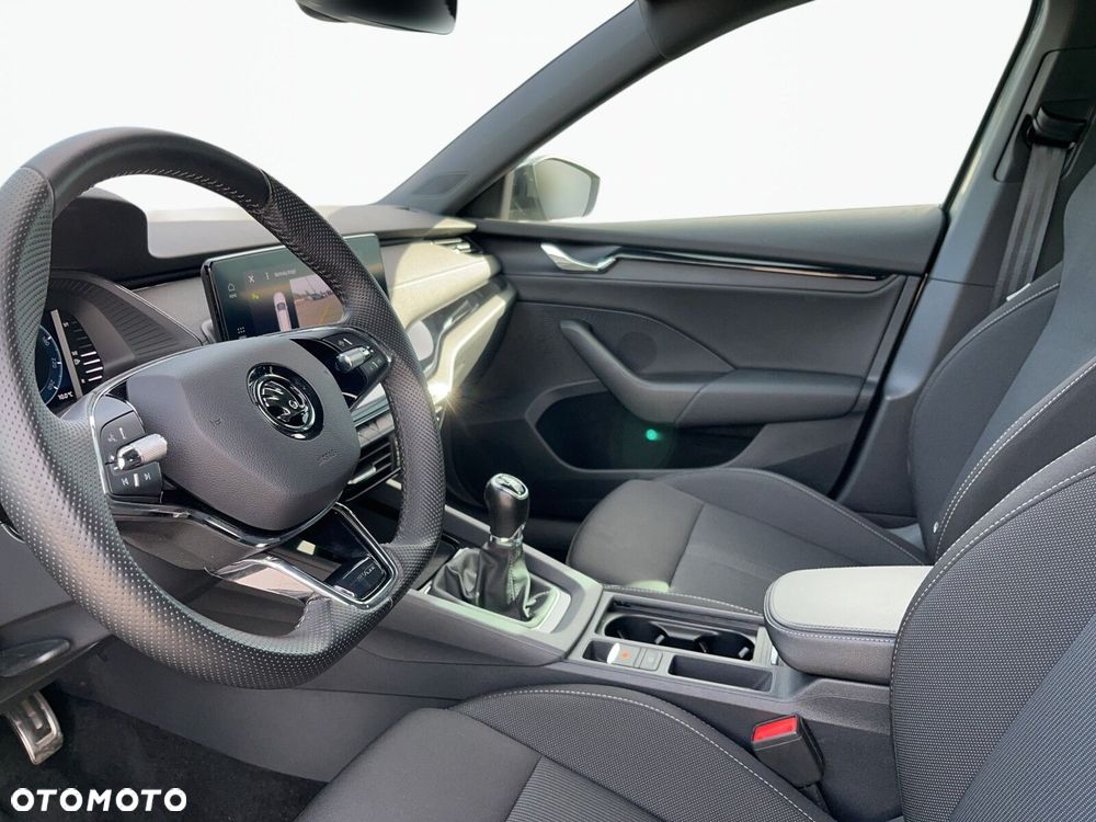 Skoda Octavia 2.0 TDI Sportline - 9