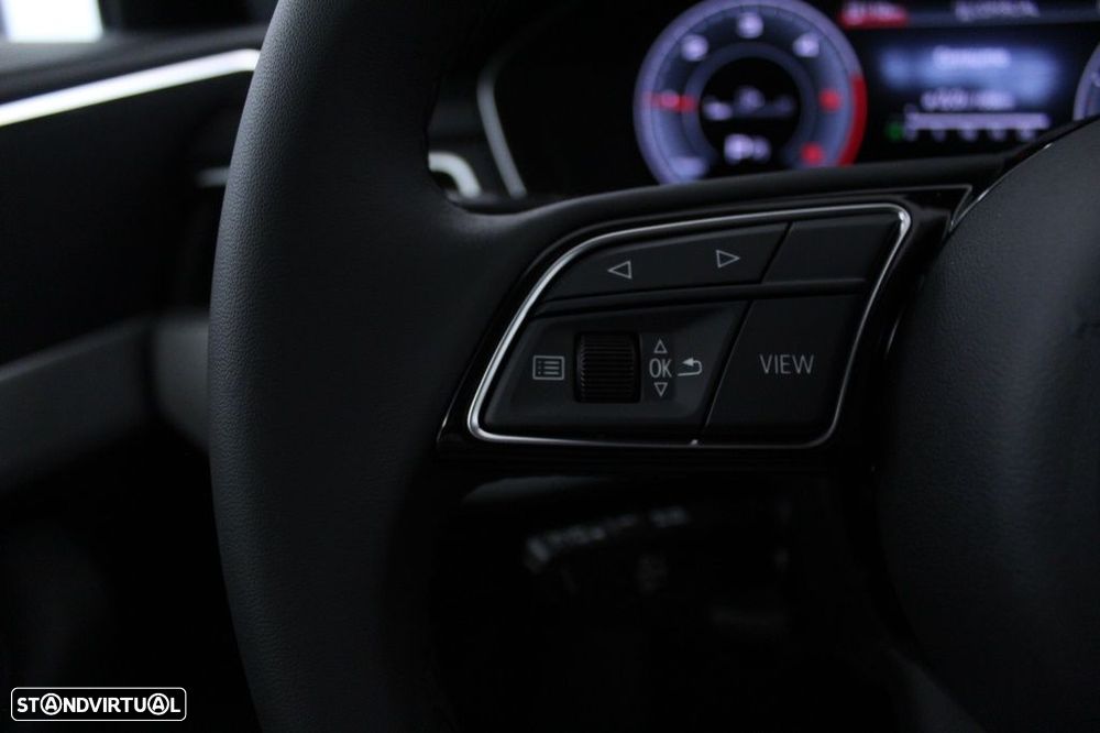 Audi A4 Avant 35 TDI S line S tronic - 22