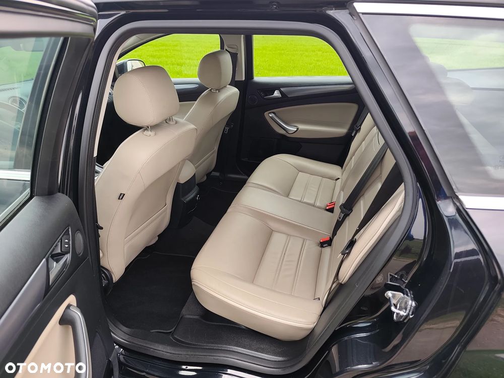 Ford Mondeo 2.0 TDCi Titanium - 23