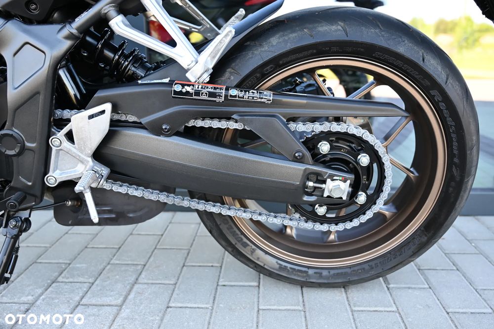 Honda CB - 27