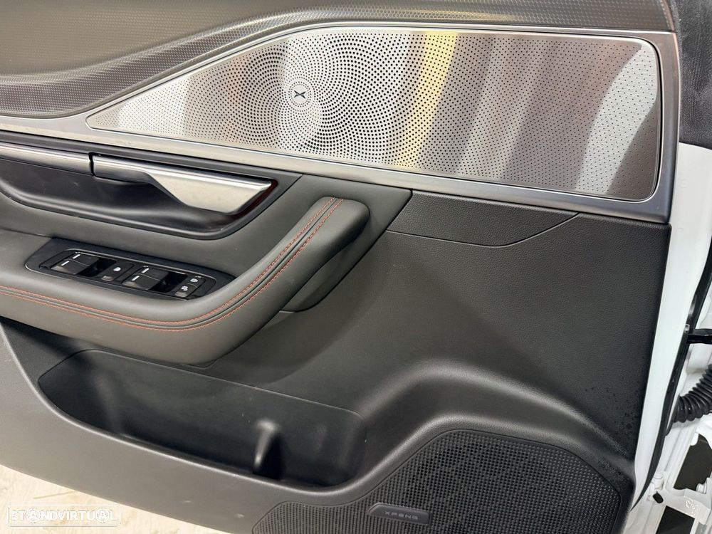 Xpeng P7i 86.2 kWh Long Range - 24