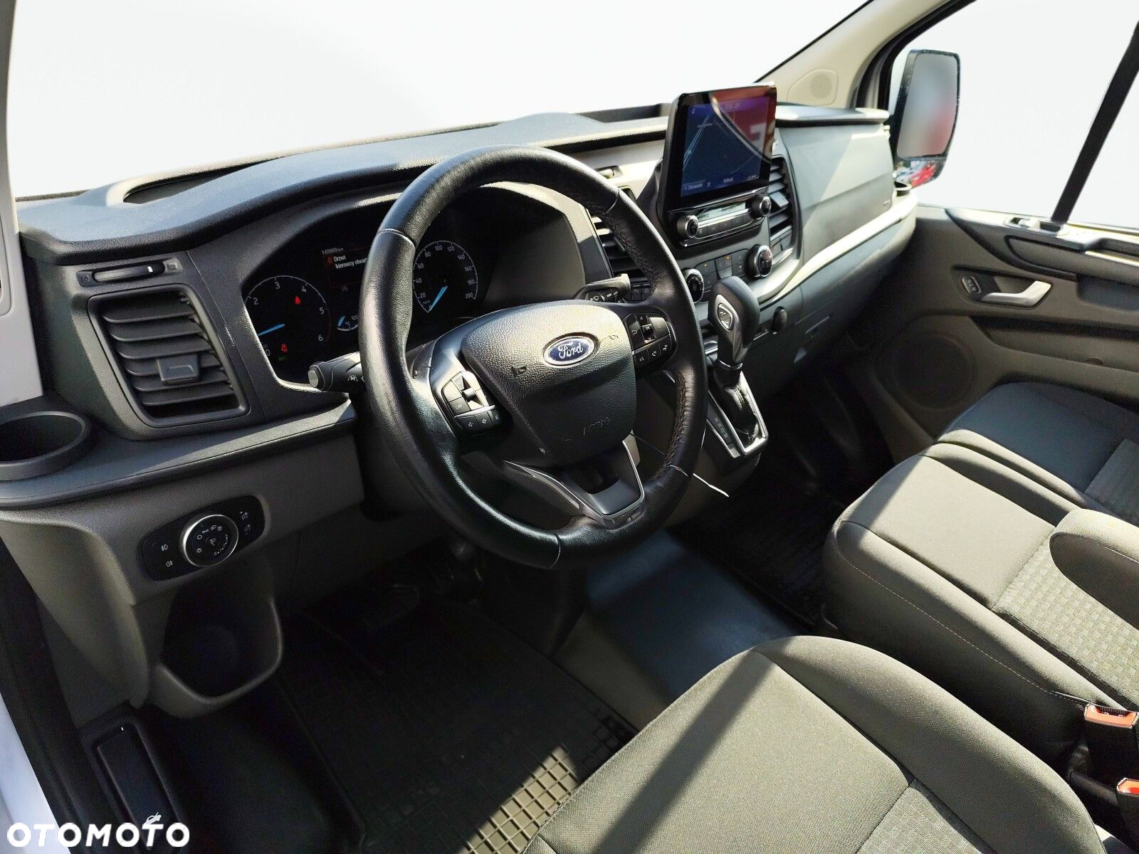 Ford transit-custom - 9