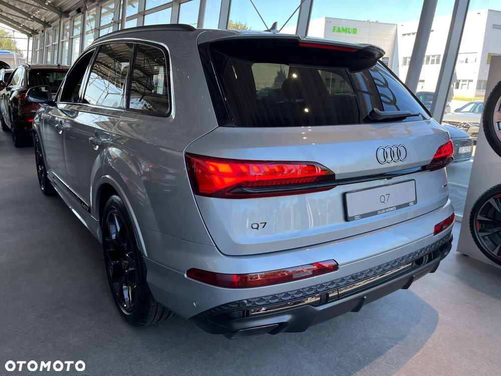Audi Q7 - 7