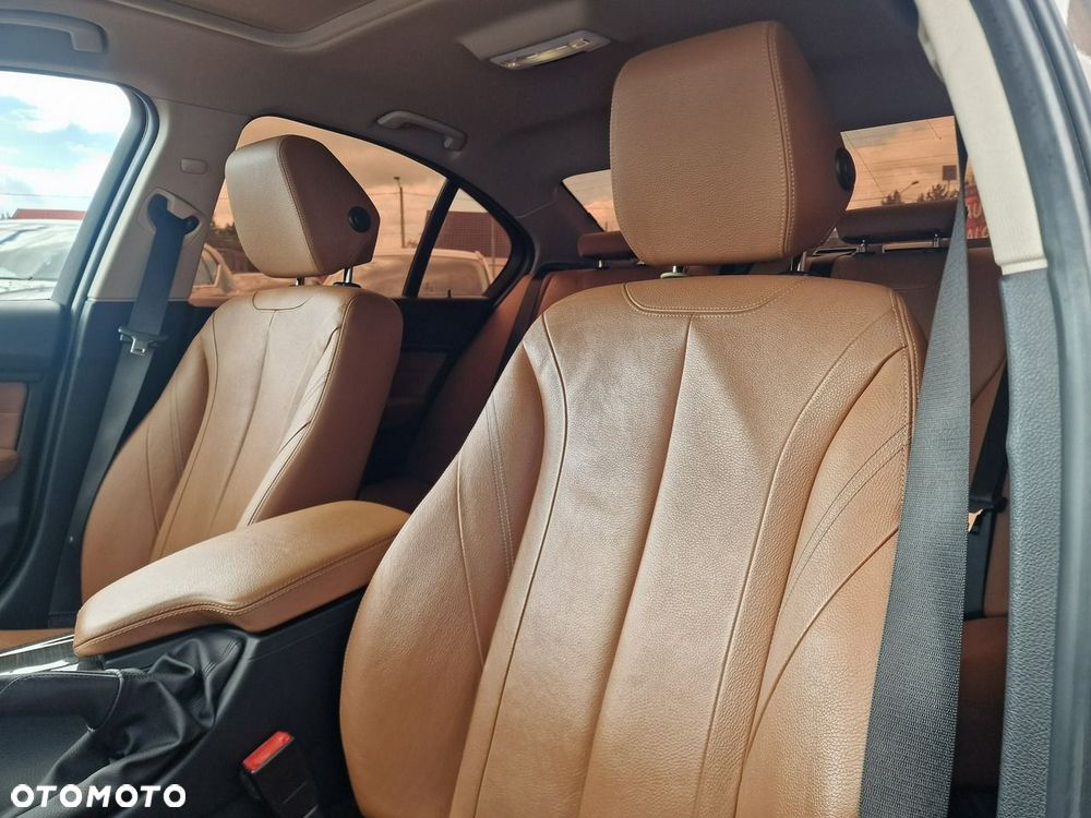 BMW Seria 3 318d Luxury Line - 20