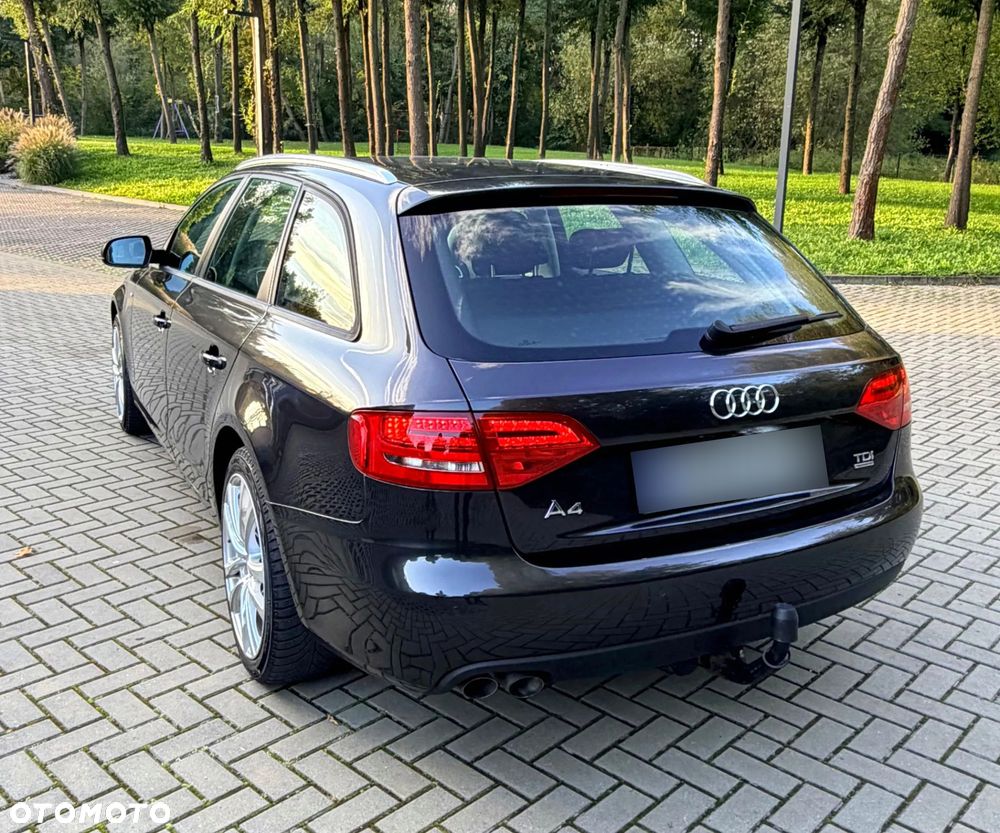 Audi A4 Avant 2.0 TDI DPF quattro S line Sportpaket (plus) - 24