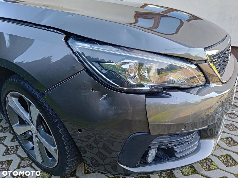 Peugeot 308 - 10