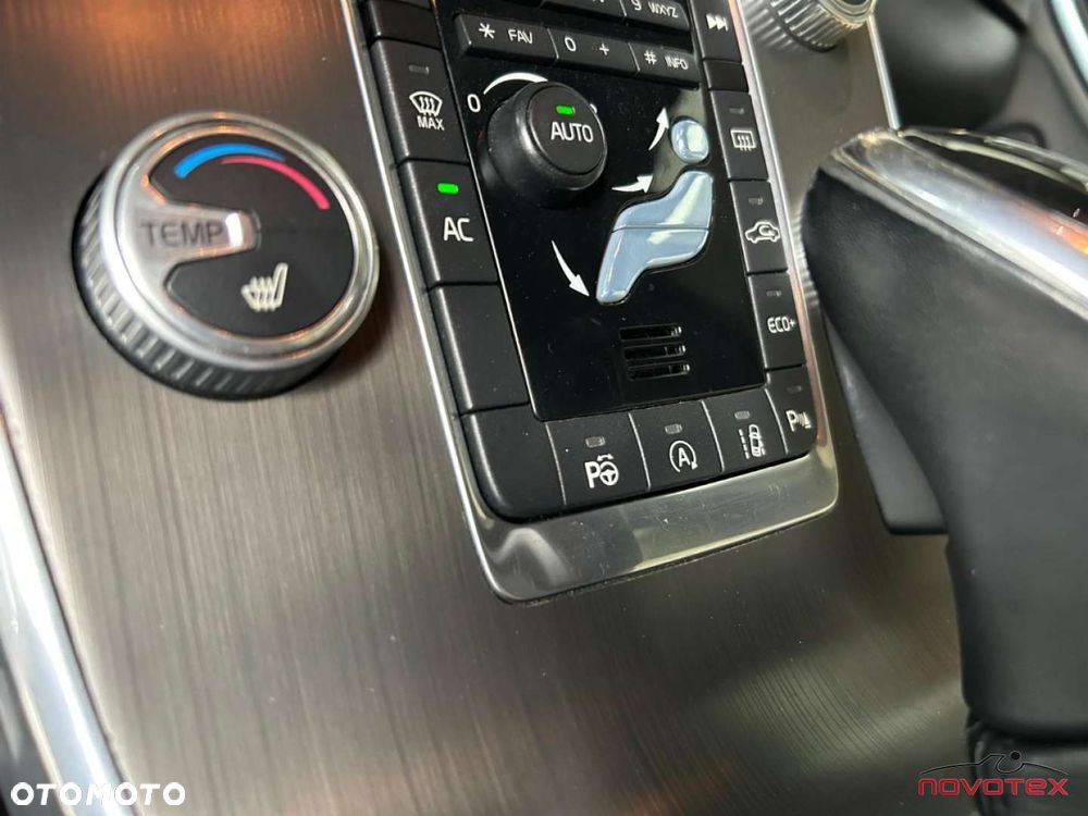 Volvo V60 D4 Geartronic Summum - 22