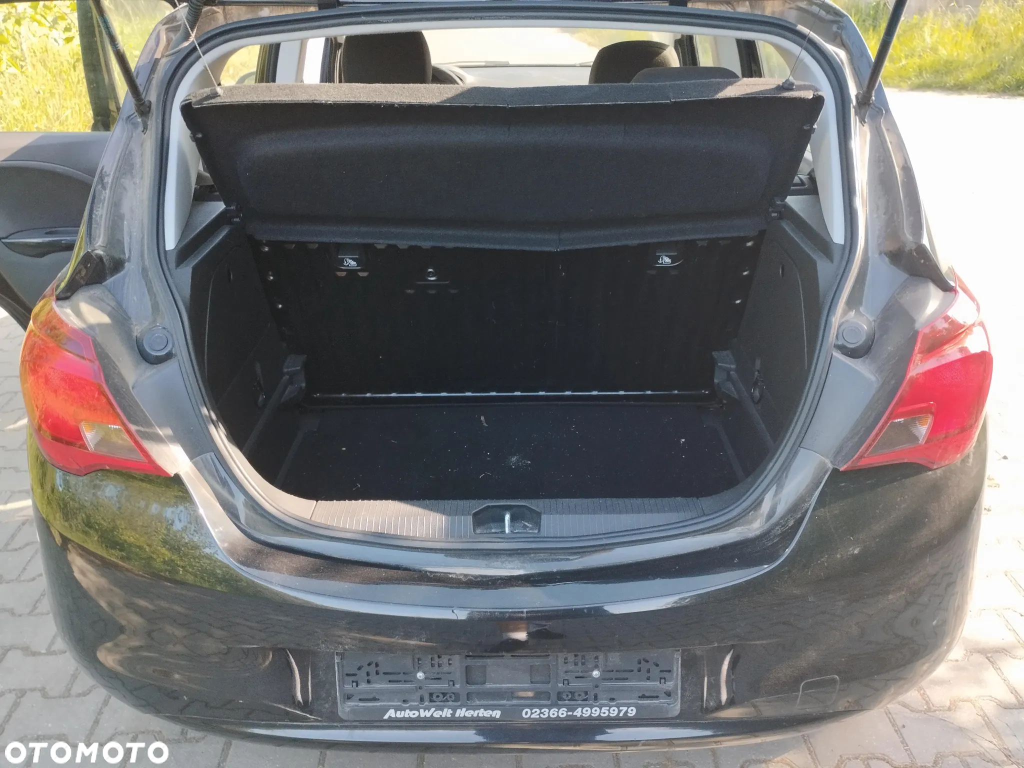 Opel Corsa 1.2 120 Jahre - 13