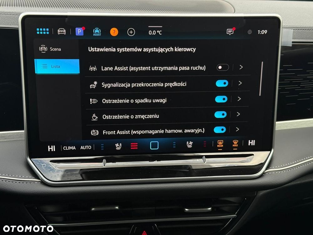 Volkswagen Passat - 18
