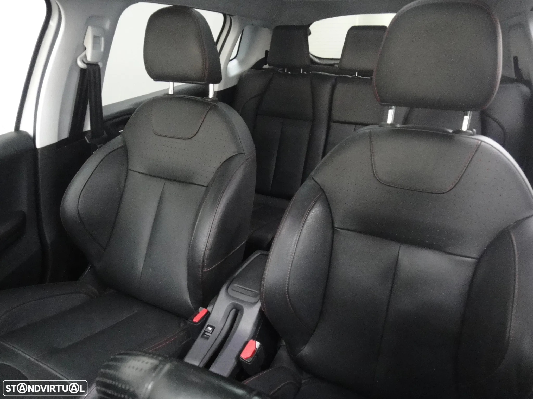 Peugeot 2008 1.2 PureTech GT Line EAT6 - 16