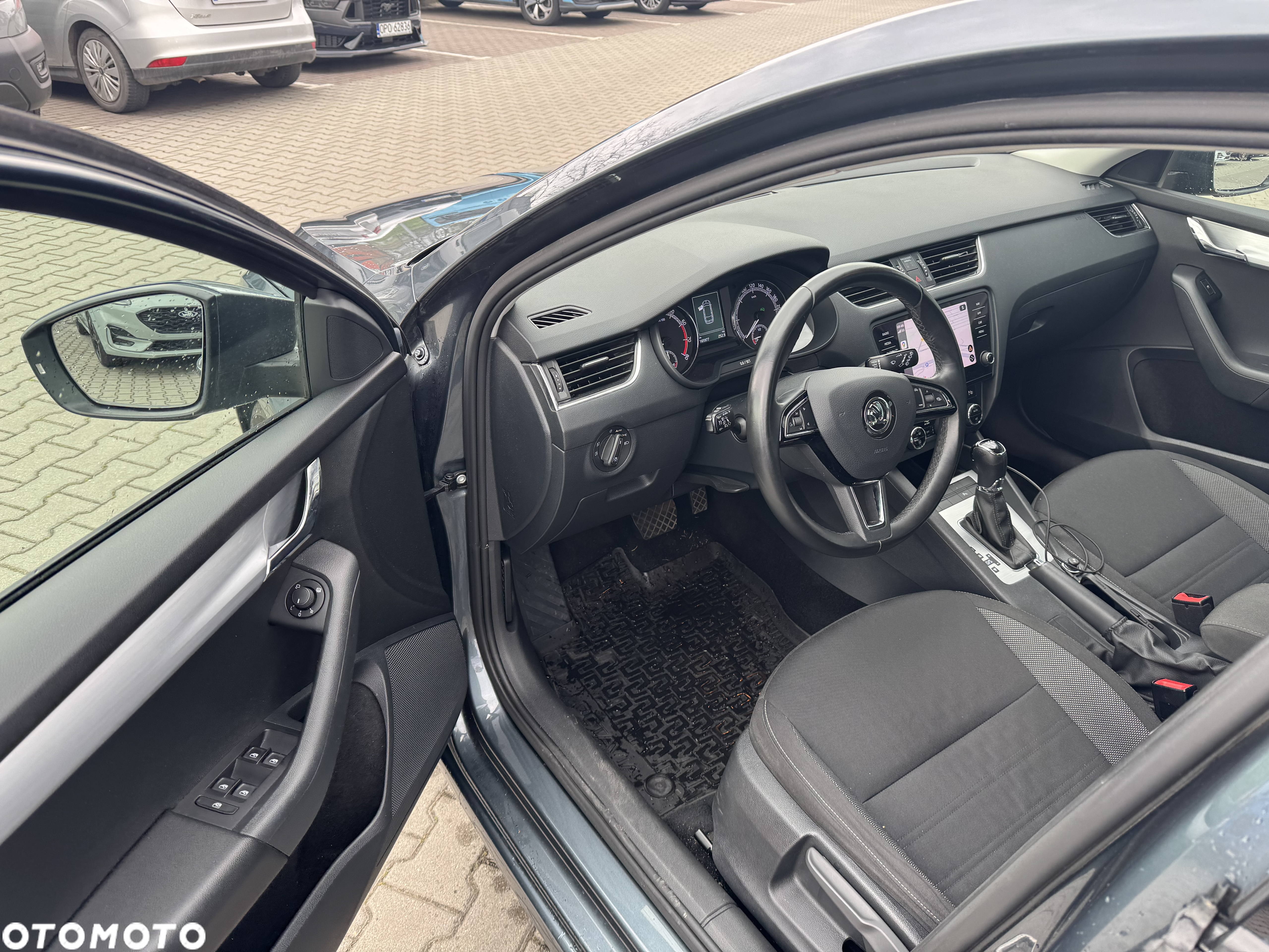 Skoda Octavia 2.0 TSI Ambition DSG - 9