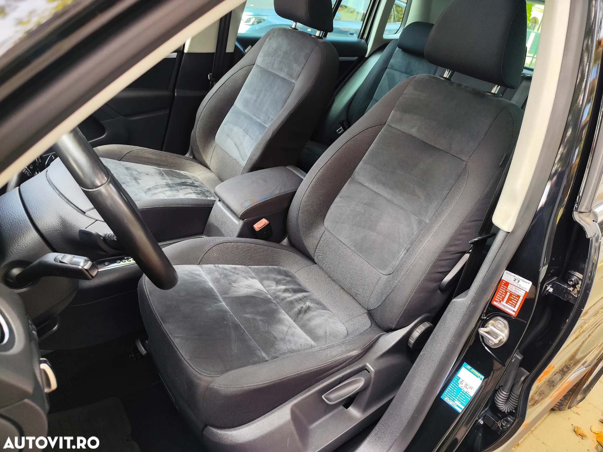Volkswagen Tiguan 2.0 TDI 4Motion DSG Sport & Style - 22