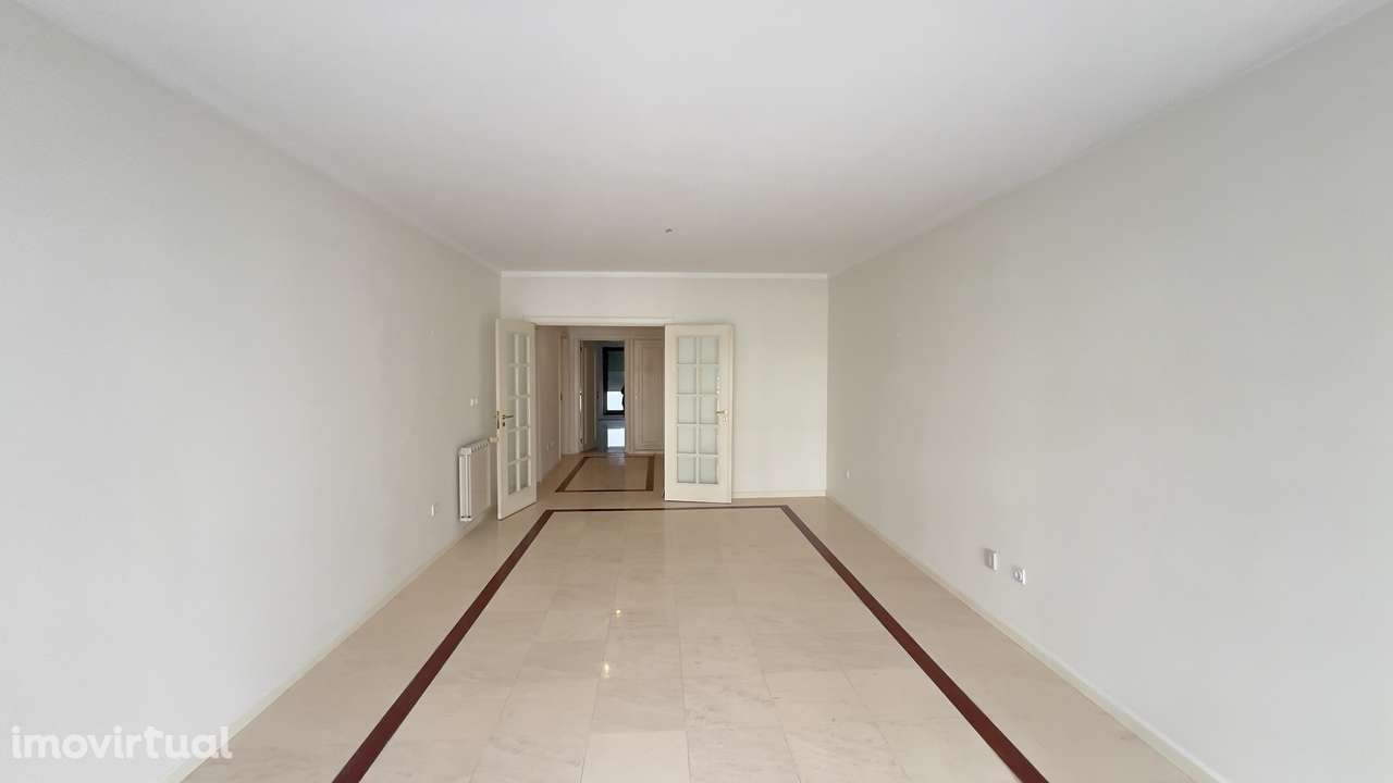 Apartamento T2 com 2 casas de banho em Lisboa - Grande imagem: 4/9