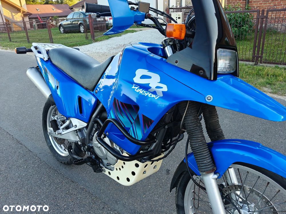 Suzuki DR - 10