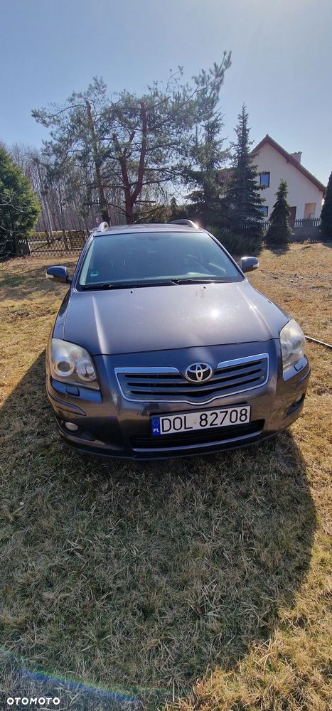 Toyota Avensis - 3