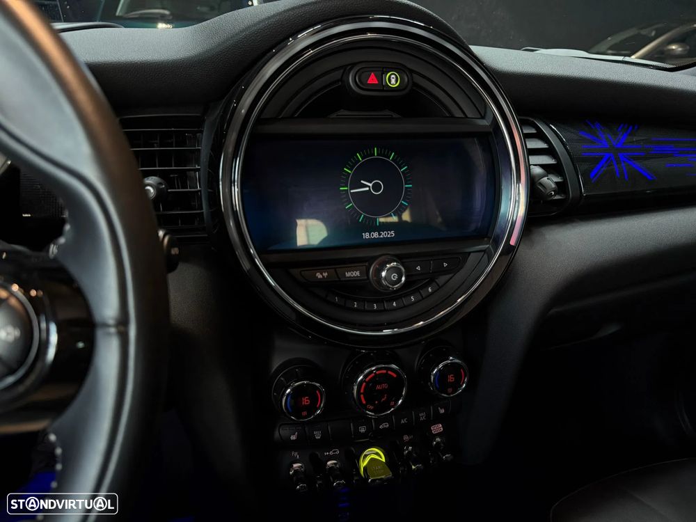 MINI 3 Portas Cooper SE Yours - 21