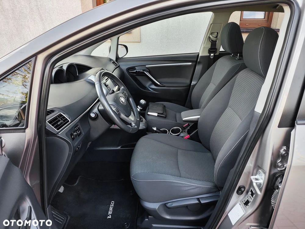 Toyota Verso 1.8 Premium EU5 - 7