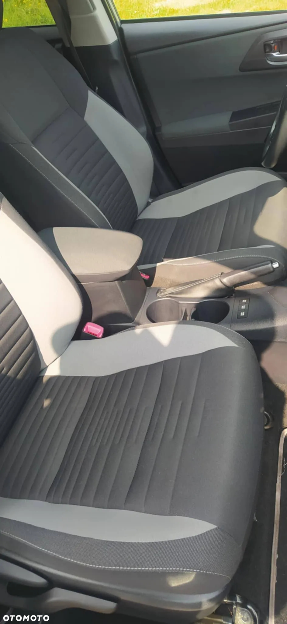 Toyota Auris - 12