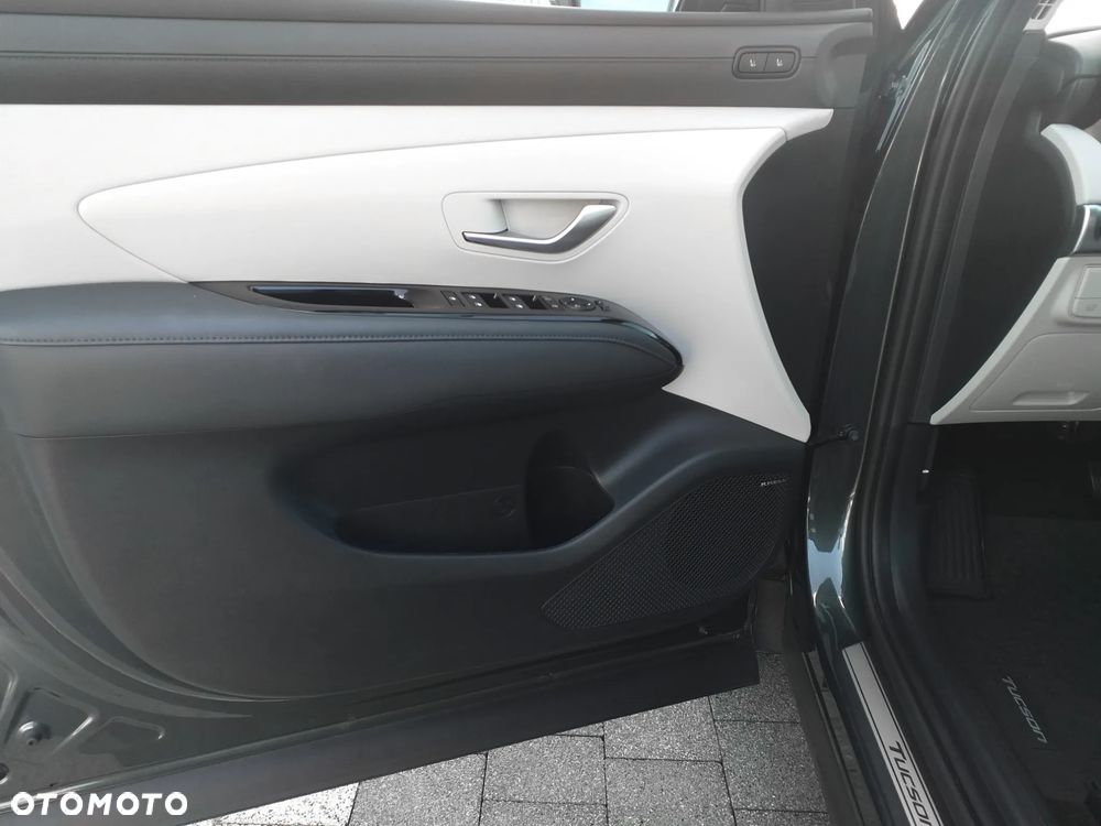 Hyundai Tucson 1.6 T-GDi 48V Platinum 2WD DCT - 14