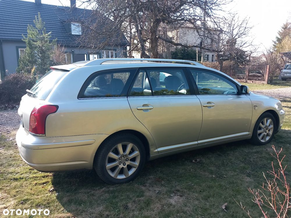 Toyota Avensis 2.0 D-4D Sol - 6