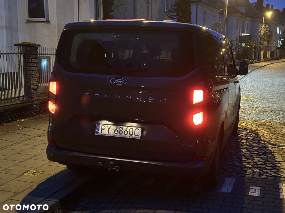 Ford Tourneo Custom 2.0 EcoBlue 320 AWD L2 Titanium - 13