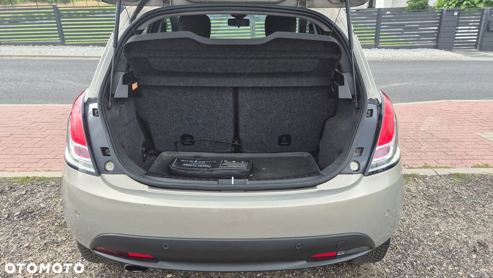 Lancia Ypsilon Y 1.2 8v Platinum - 14