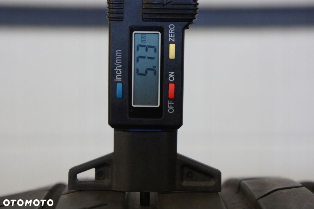 NR 414 Opony Lato Suv 235/60/18 Continental ok. 5,7mm - 6