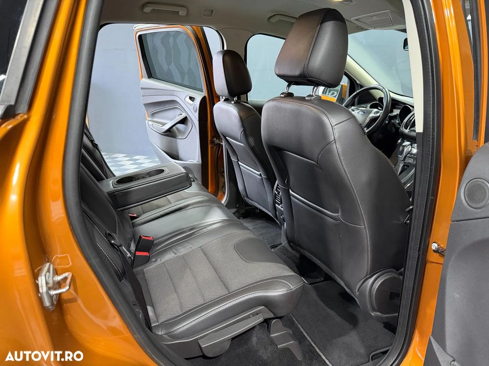 Ford Kuga 2.0 TDCi 4WD Powershift Titanium - 18
