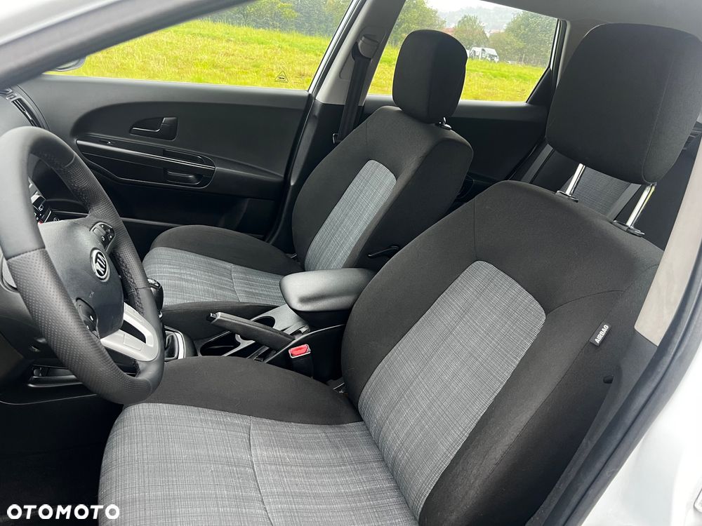 Kia Ceed 1.4 CVVT SW Edition 7 - 11