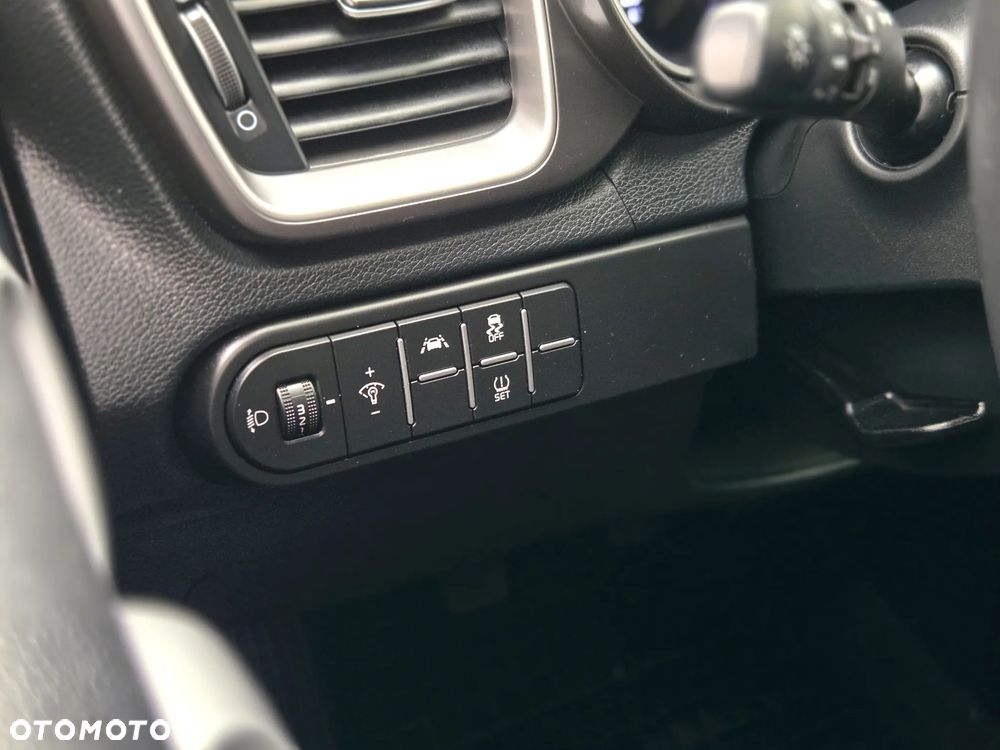 Kia Ceed 1.0 T-GDI M - 29