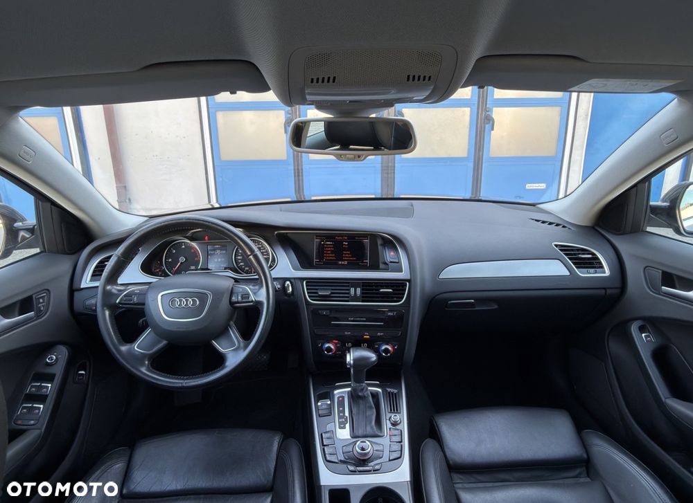 Audi A4 Avant 2.0 TDI DPF clean diesel multitronic S line Sportpaket - 31