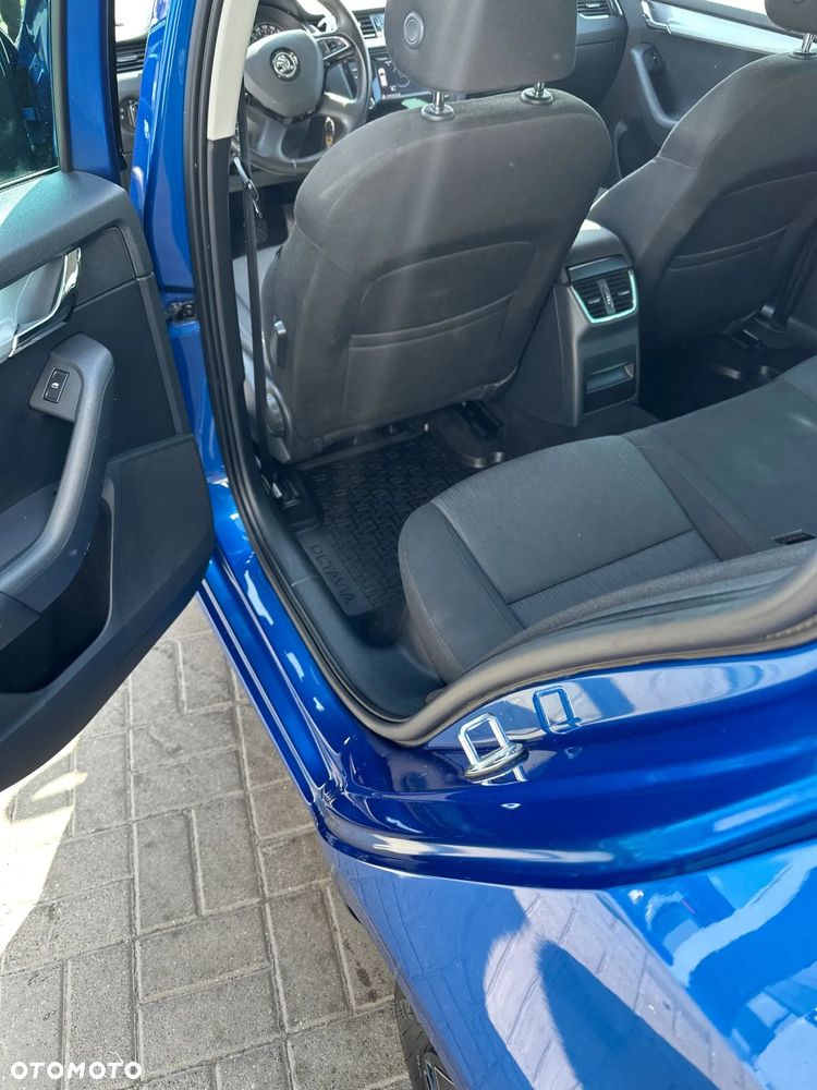 Skoda Octavia 1.4 TSI Ambition - 10