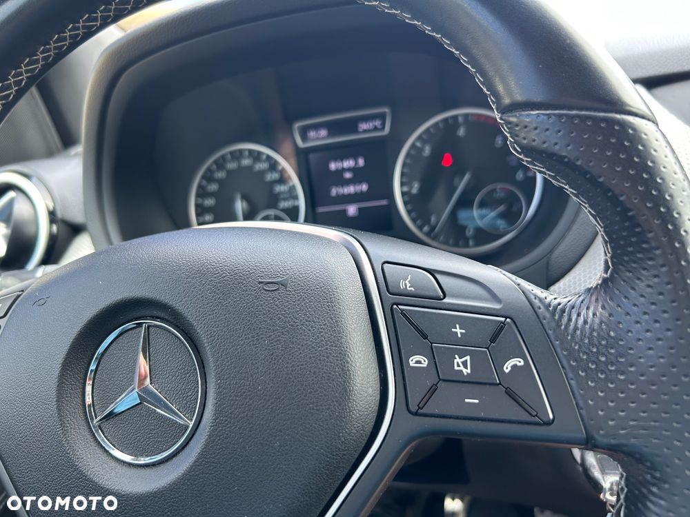 Mercedes-Benz Klasa B 180 CDI - 24