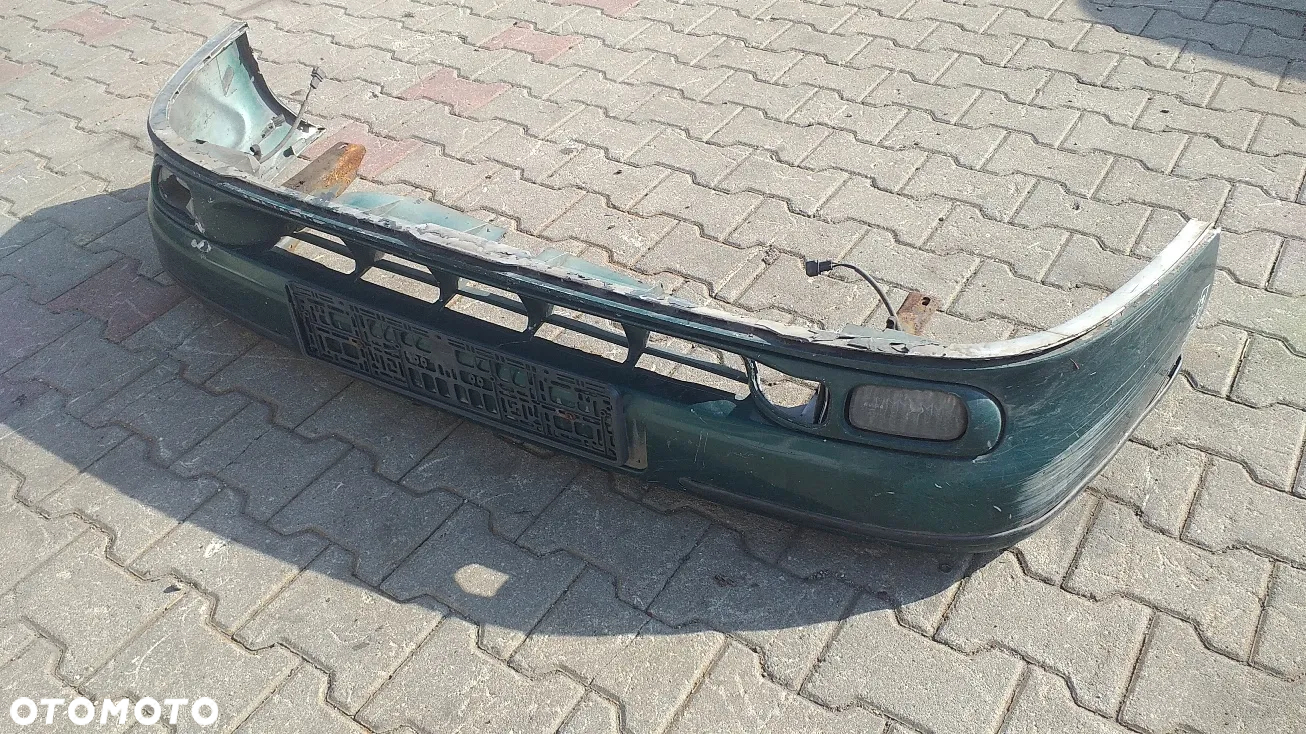Przedni Zderzak Seat Toledo I - 4