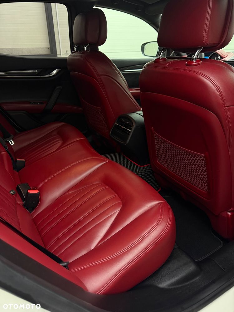 Maserati Ghibli S Q4 - 32