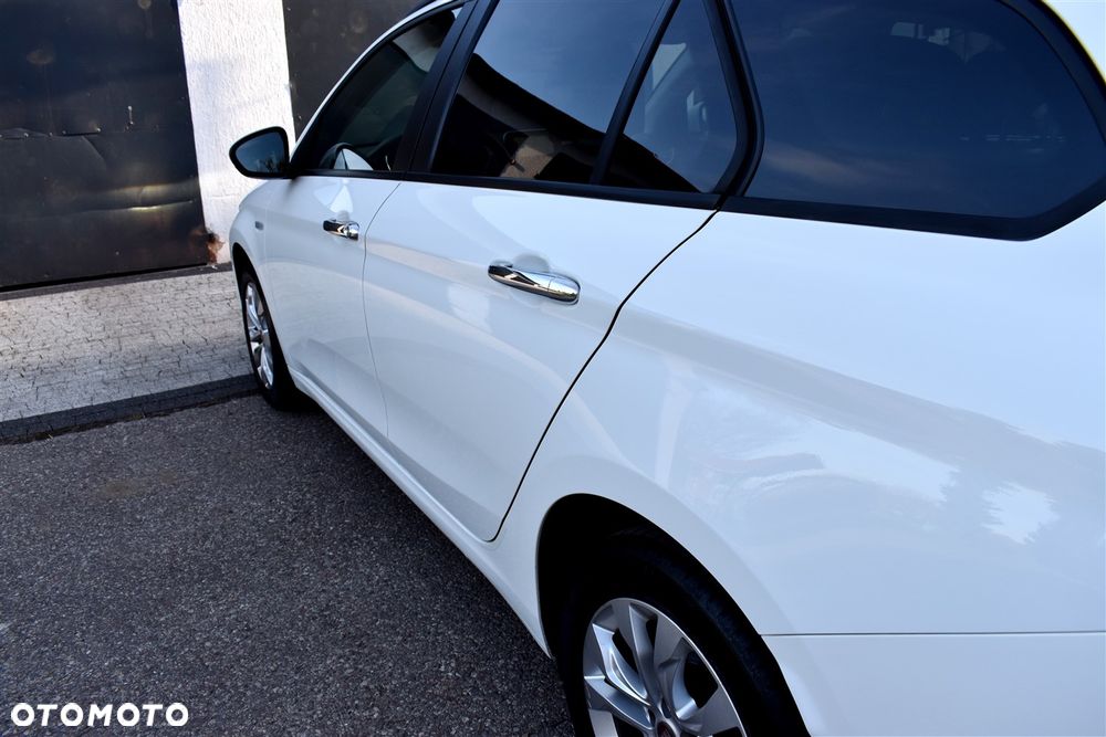 Fiat Tipo 1.4 16v Lounge EU6d - 6