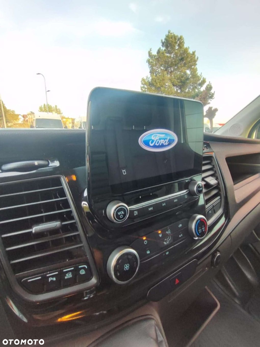 Ford Transit - 13