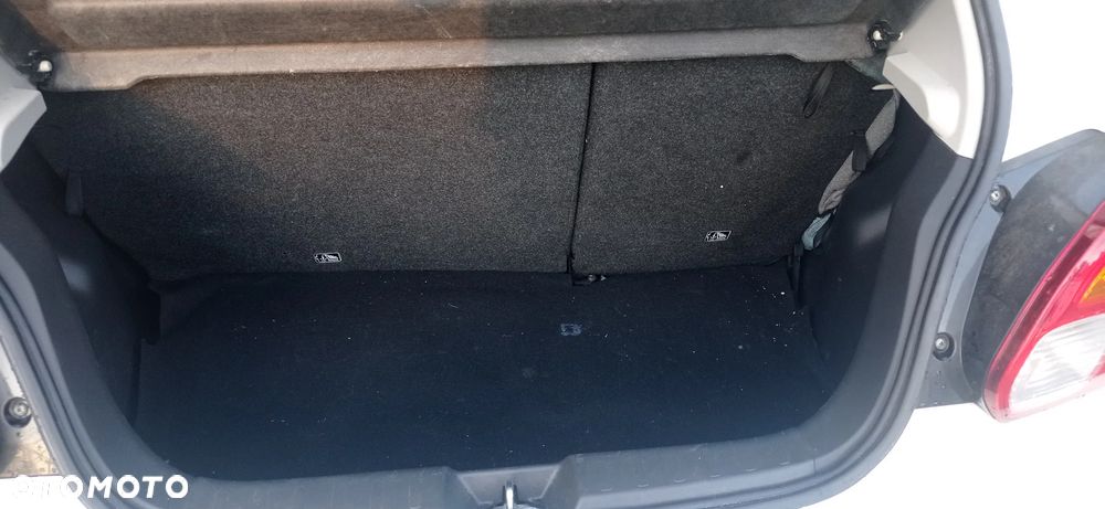 Mitsubishi Space Star - 4