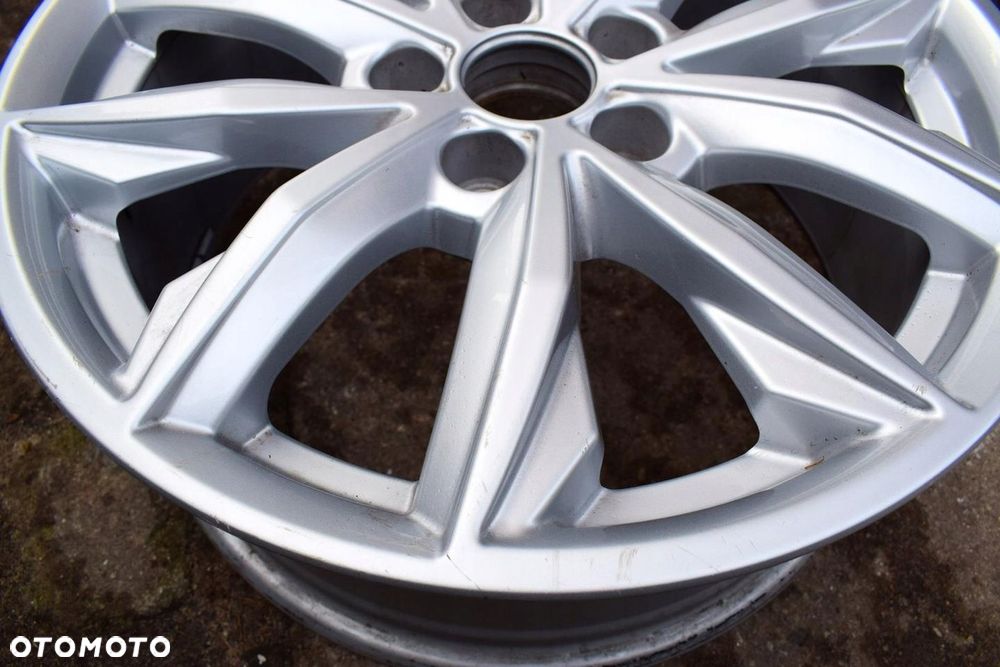 AUDI 17 Q5 80A Nowy Model Oryginał - 4