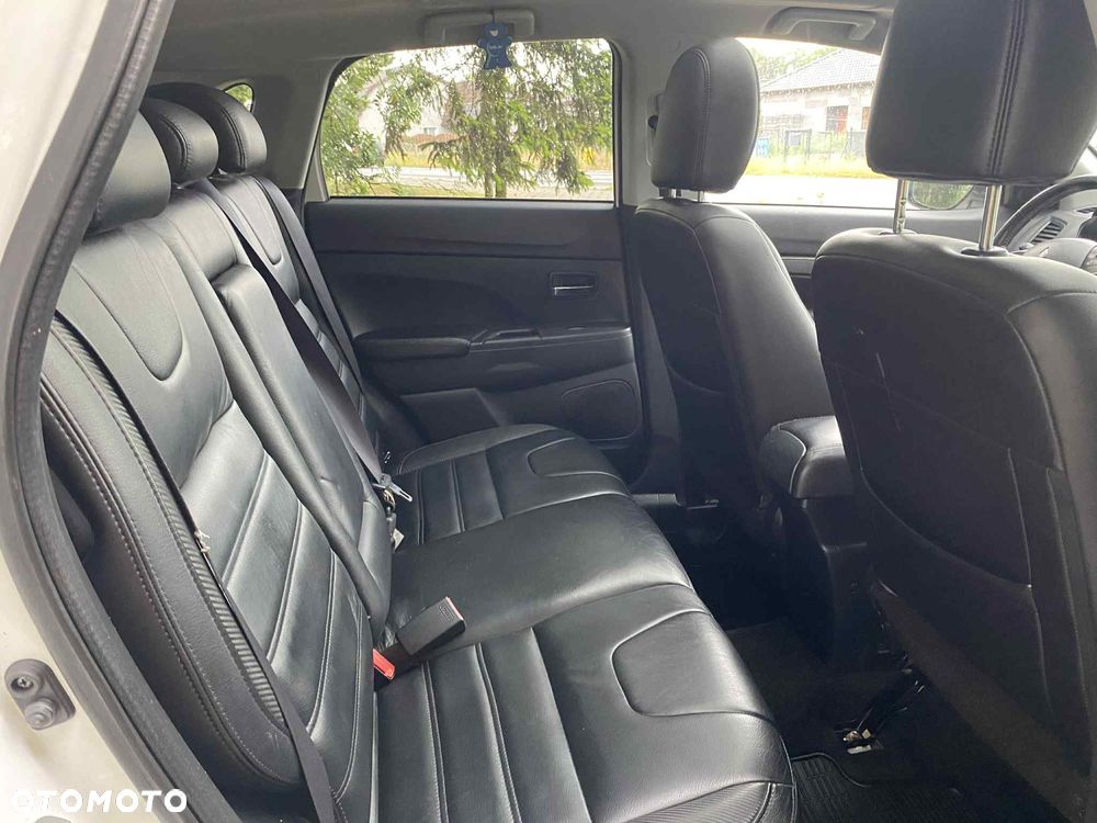 Mitsubishi ASX 1.8 DID Invite 4WD AS&G - 14
