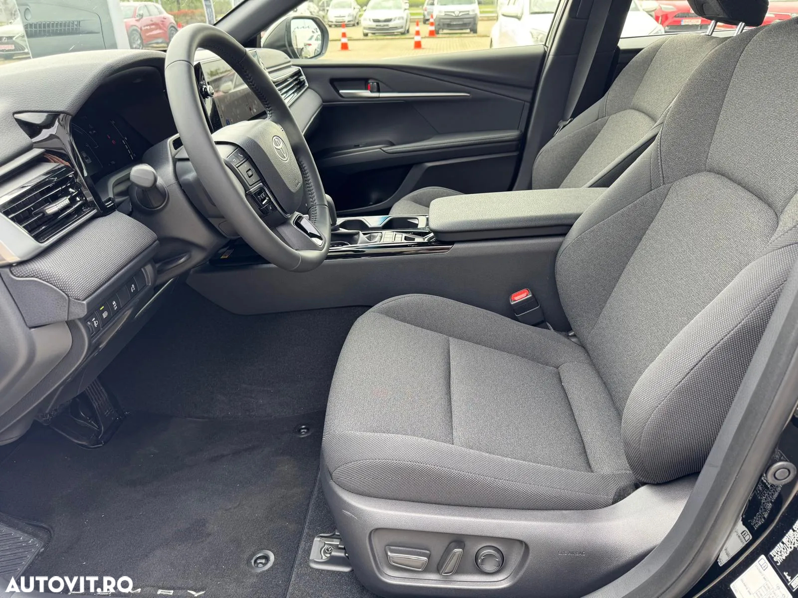 Toyota Camry 2.5 HEV Comfort - 20