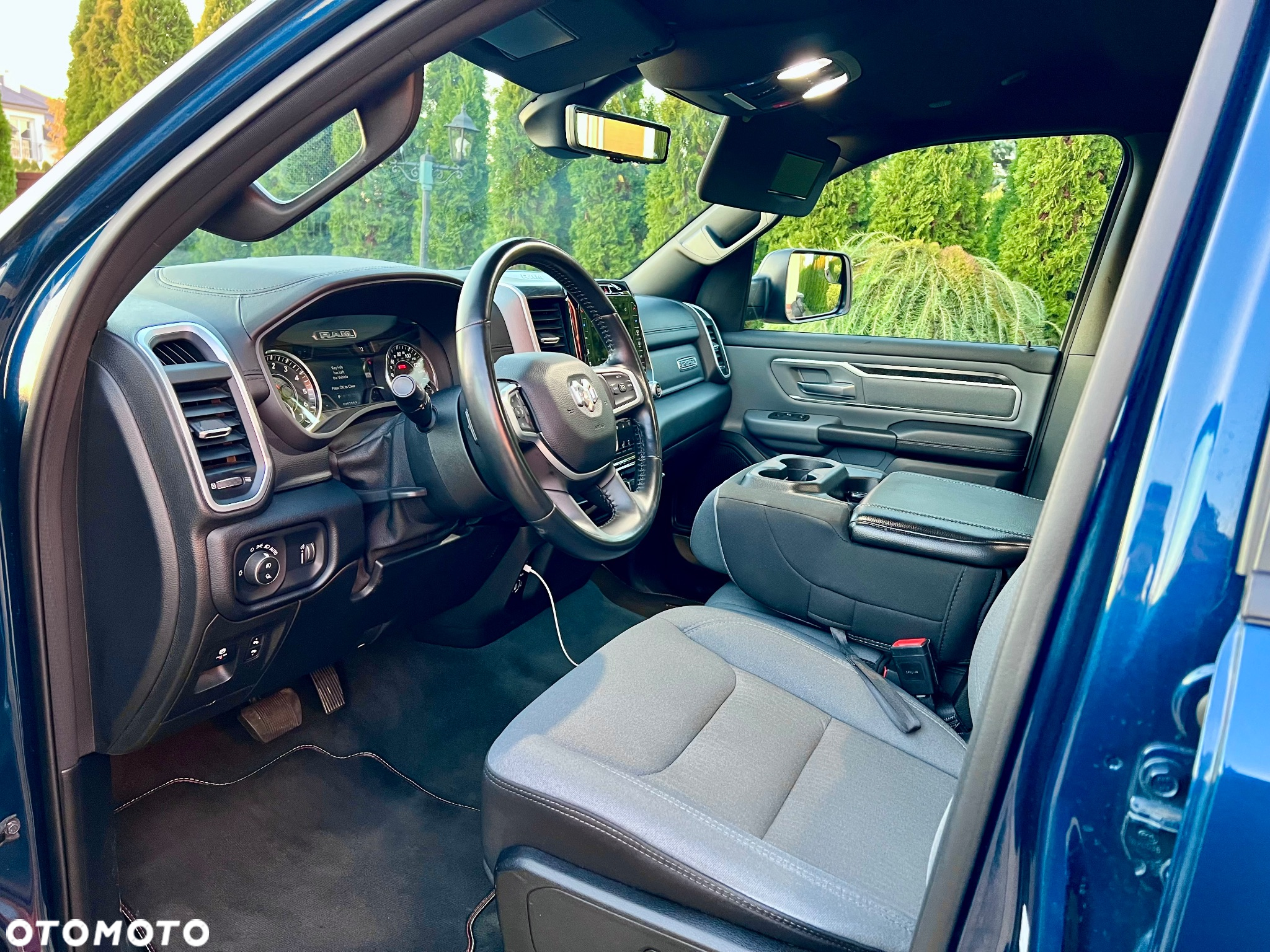RAM 1500 Quad Cab Longbed Bighorn - 10