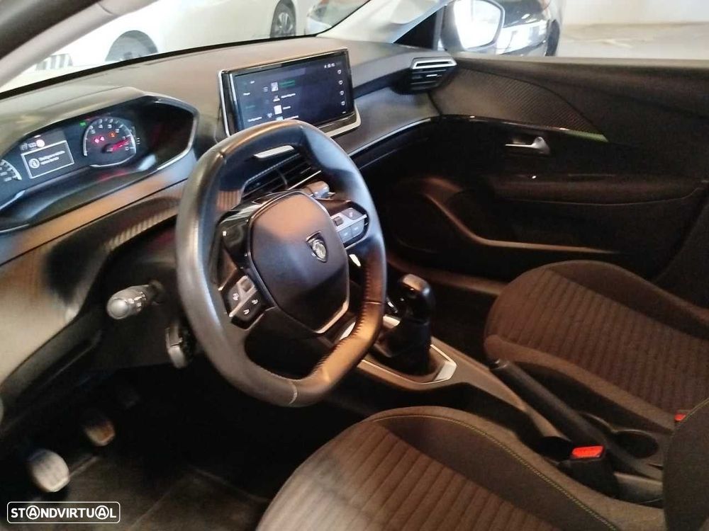 Peugeot 208 1.2 PureTech Active Pack - 11