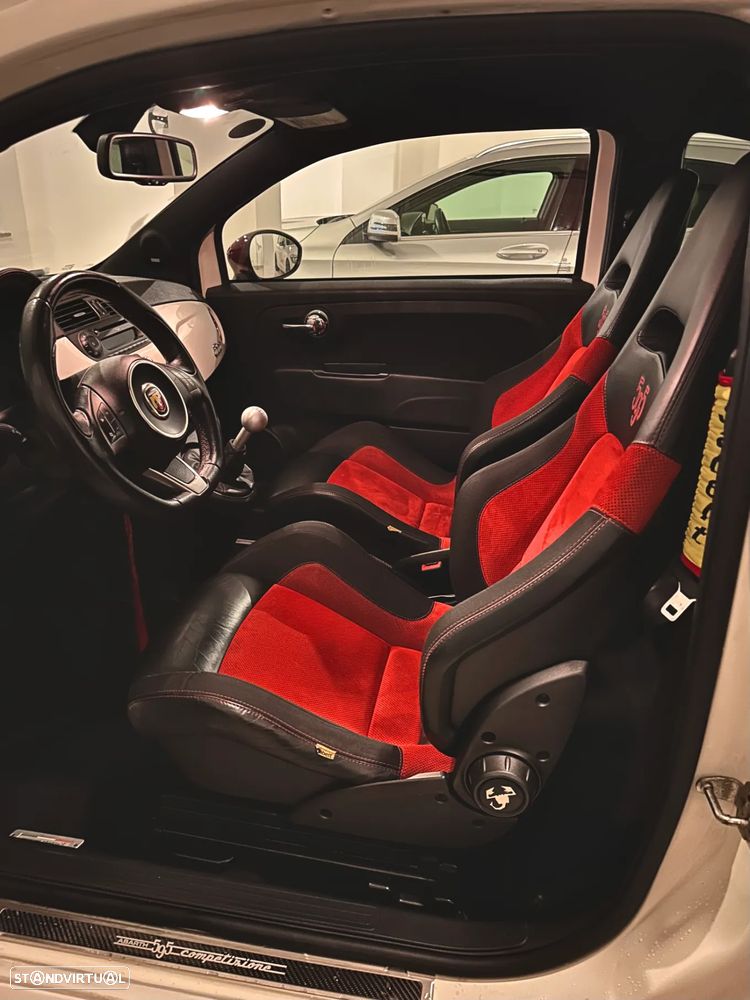 Abarth 500 1.4 T-Jet - 12