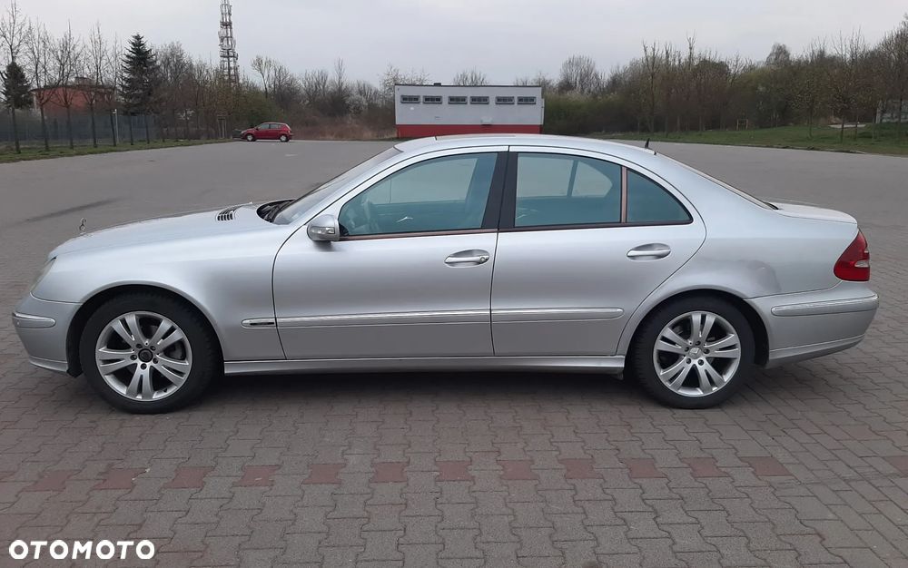 Mercedes-Benz Klasa E - 8