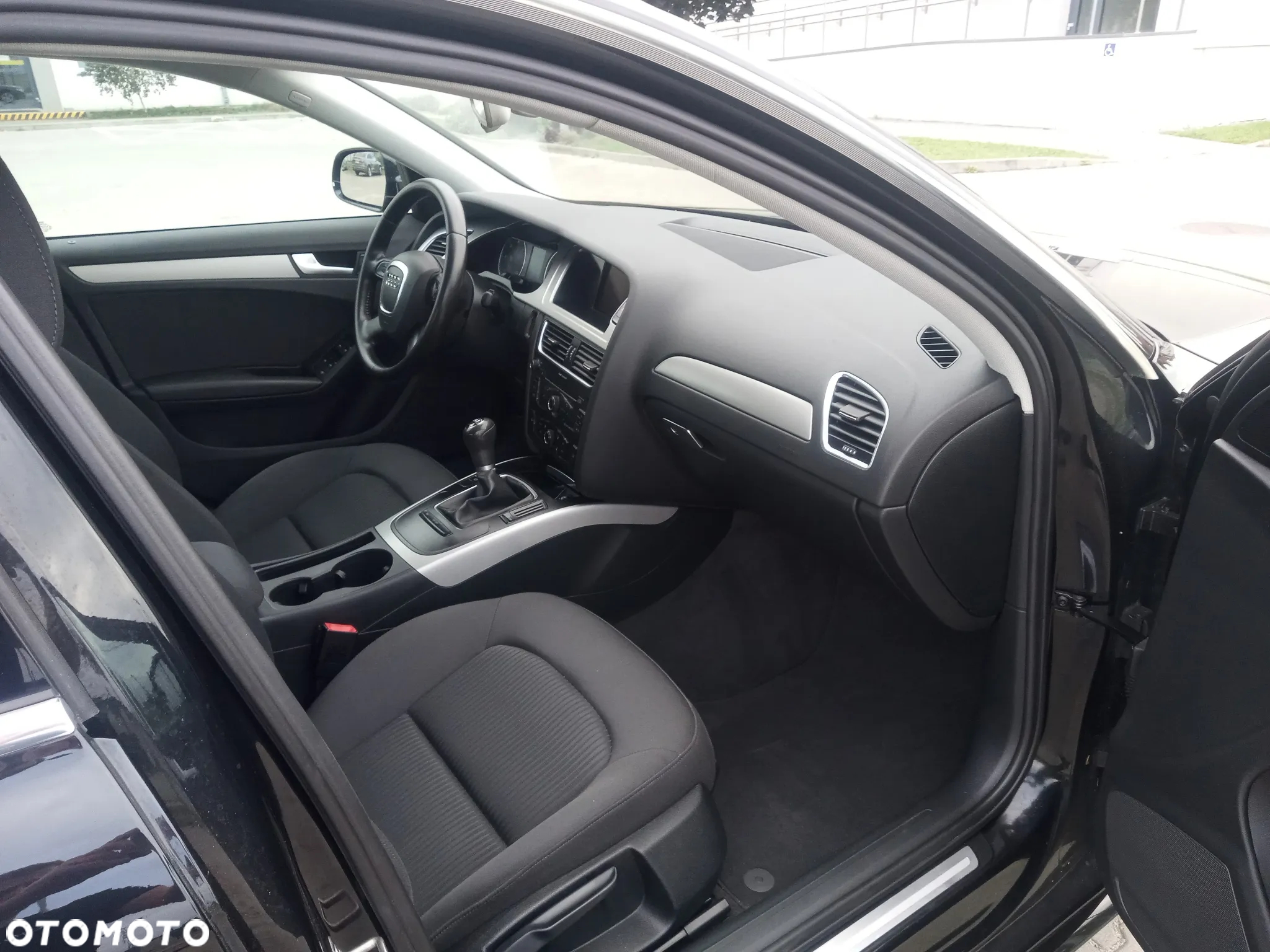 Audi A4 2.0 TDI DPF Ambition - 14
