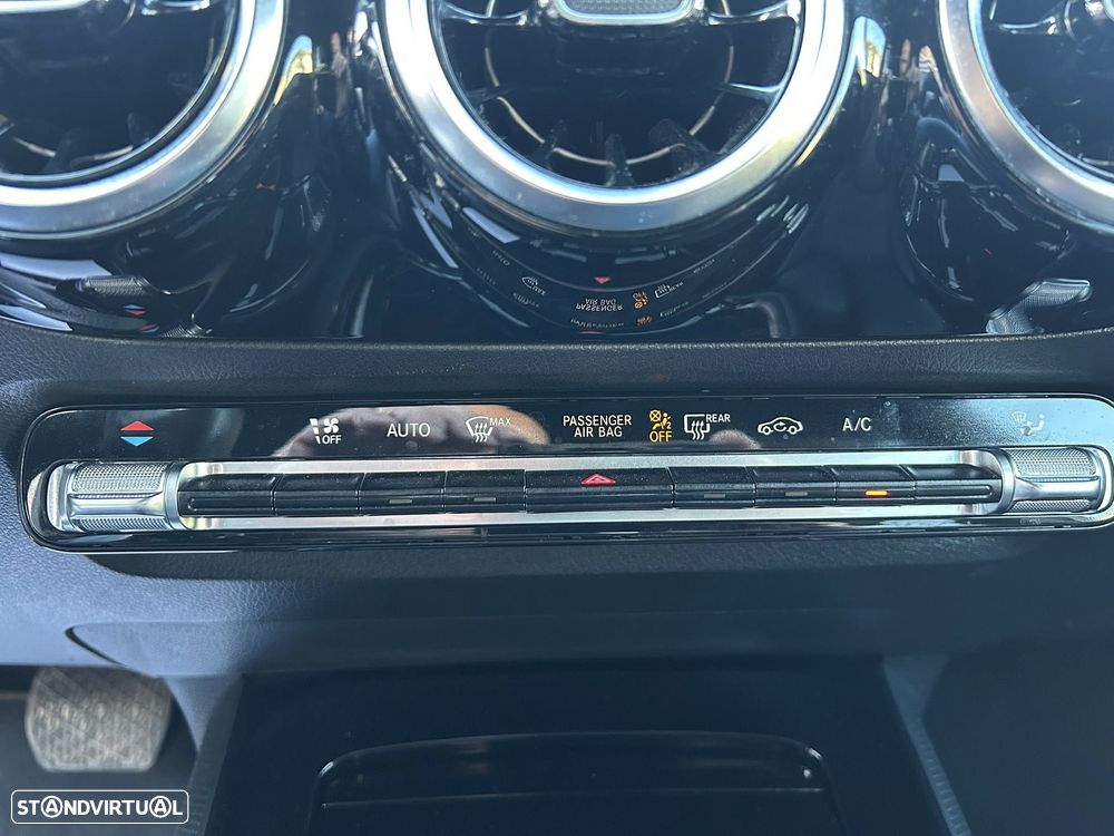 Mercedes-Benz B 180 d 7G-DCT Progressive - 36