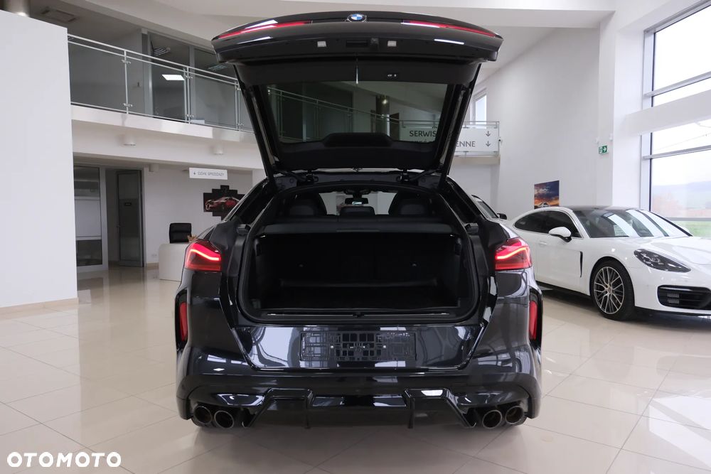 BMW X6M - 40