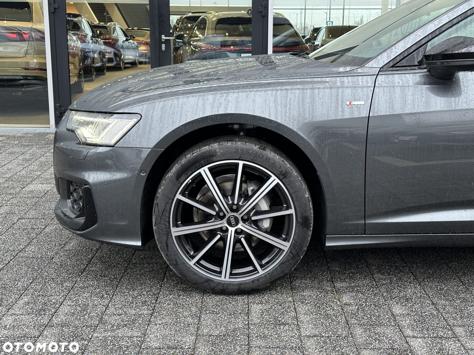 Audi A6 - 4